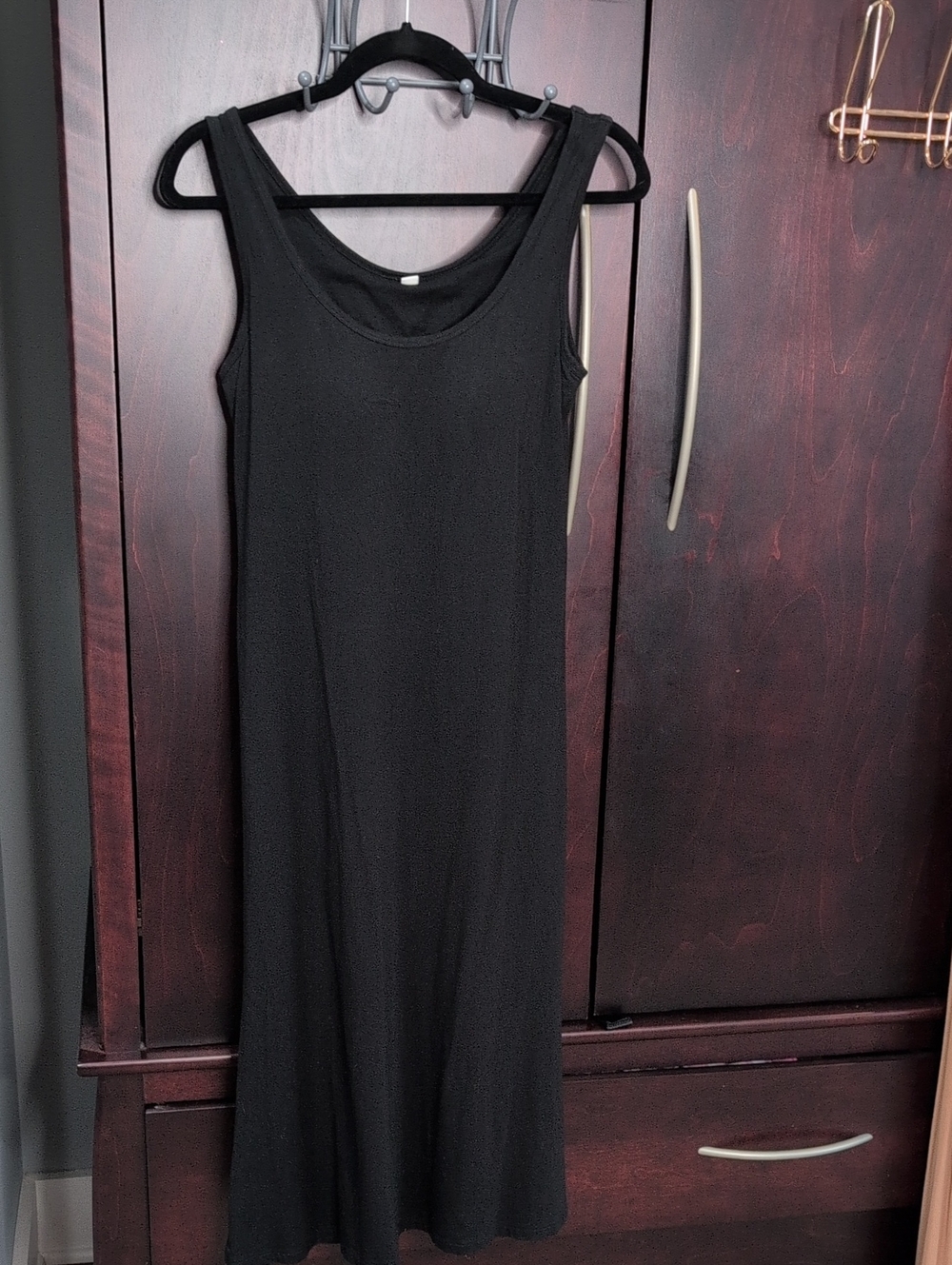 Uniqlo Midi Tank Dress W/Bra M